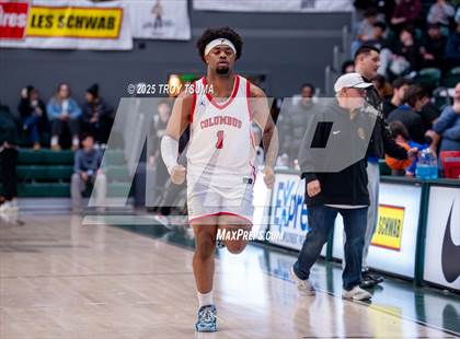 Thumbnail 2 in Central Catholic vs. Columbus photogallery.