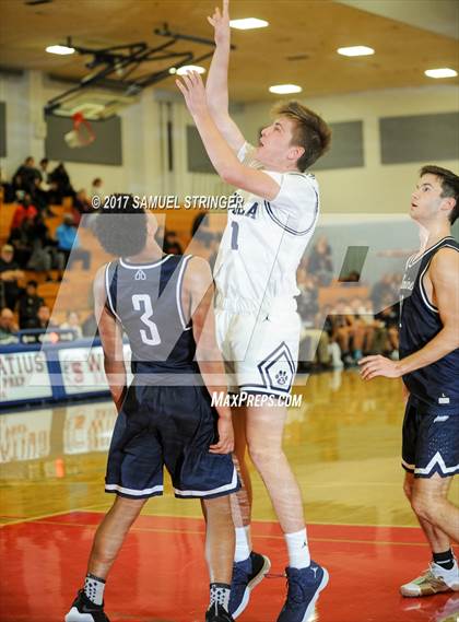 Thumbnail 3 in Loyola vs. Bellarmine Prep (Leo LaRocca Sand Dune Classic) photogallery.