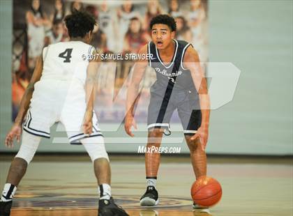 Thumbnail 1 in Loyola vs. Bellarmine Prep (Leo LaRocca Sand Dune Classic) photogallery.