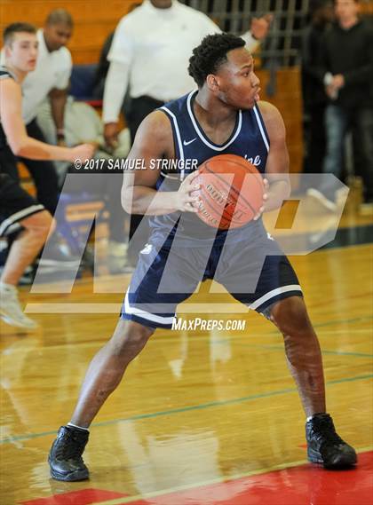 Thumbnail 3 in Loyola vs. Bellarmine Prep (Leo LaRocca Sand Dune Classic) photogallery.