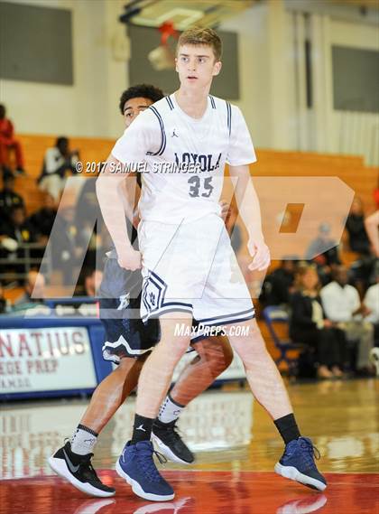 Thumbnail 1 in Loyola vs. Bellarmine Prep (Leo LaRocca Sand Dune Classic) photogallery.