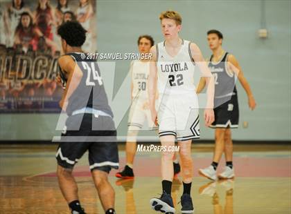 Thumbnail 3 in Loyola vs. Bellarmine Prep (Leo LaRocca Sand Dune Classic) photogallery.