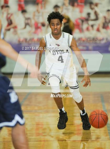 Thumbnail 3 in Loyola vs. Bellarmine Prep (Leo LaRocca Sand Dune Classic) photogallery.