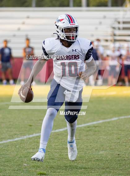 Thumbnail 3 in Providence Day @ Charlotte Catholic photogallery.