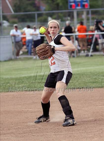 Thumbnail 1 in Amherst Central vs West Seneca East (Section 6 Class A Final) photogallery.