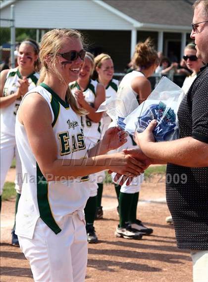 Thumbnail 1 in Amherst Central vs West Seneca East (Section 6 Class A Final) photogallery.