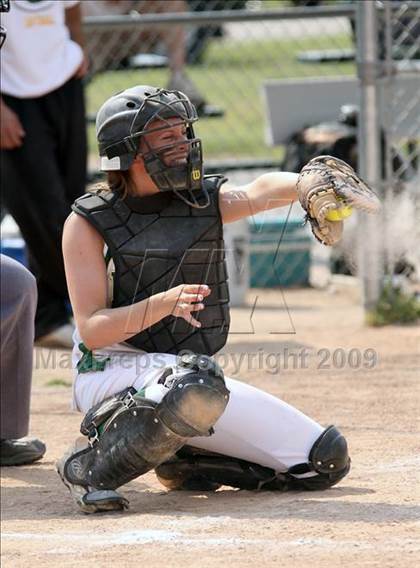 Thumbnail 3 in Amherst Central vs West Seneca East (Section 6 Class A Final) photogallery.