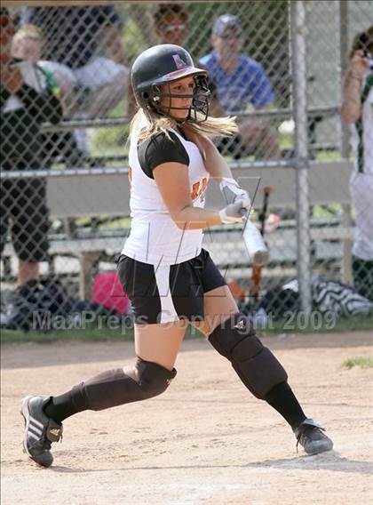 Thumbnail 2 in Amherst Central vs West Seneca East (Section 6 Class A Final) photogallery.