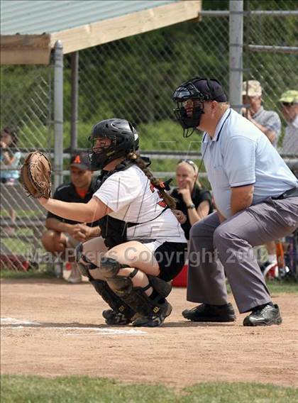 Thumbnail 1 in Amherst Central vs West Seneca East (Section 6 Class A Final) photogallery.