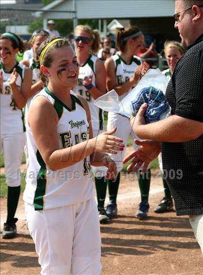 Thumbnail 3 in Amherst Central vs West Seneca East (Section 6 Class A Final) photogallery.