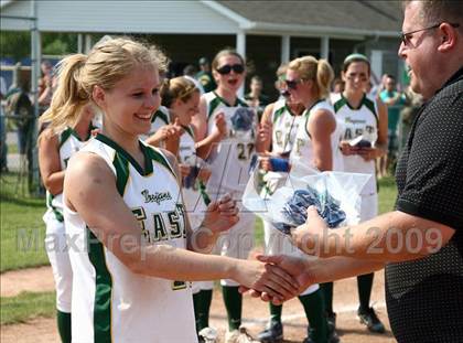 Thumbnail 3 in Amherst Central vs West Seneca East (Section 6 Class A Final) photogallery.