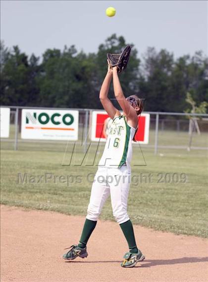 Thumbnail 3 in Amherst Central vs West Seneca East (Section 6 Class A Final) photogallery.