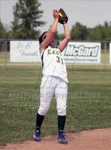 Thumbnail 3 in Amherst Central vs West Seneca East (Section 6 Class A Final) photogallery.