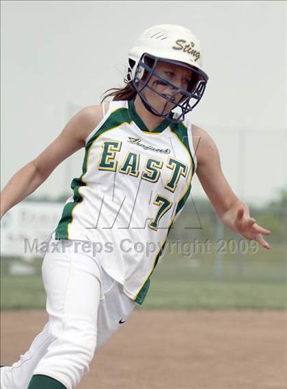 Thumbnail 1 in Amherst Central vs West Seneca East (Section 6 Class A Final) photogallery.