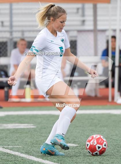 Thumbnail 2 in Red Mountain vs. Highland (Coyote Classic Soccer Tournament) photogallery.