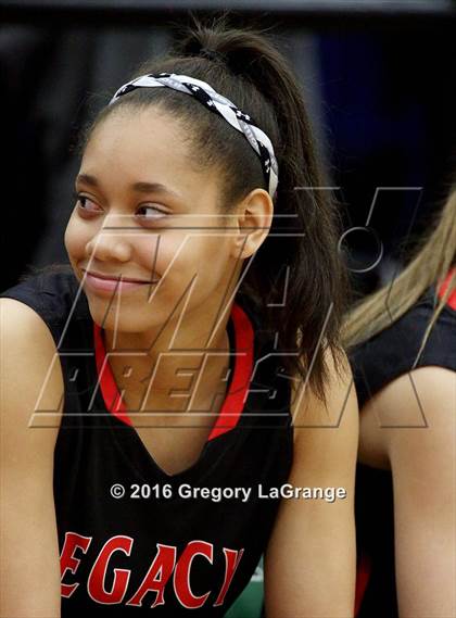 Thumbnail 1 in Mansfield Legacy vs. Mansfield Timberview photogallery.