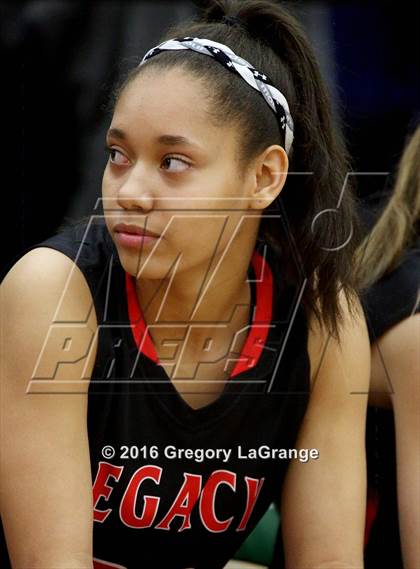 Thumbnail 3 in Mansfield Legacy vs. Mansfield Timberview photogallery.