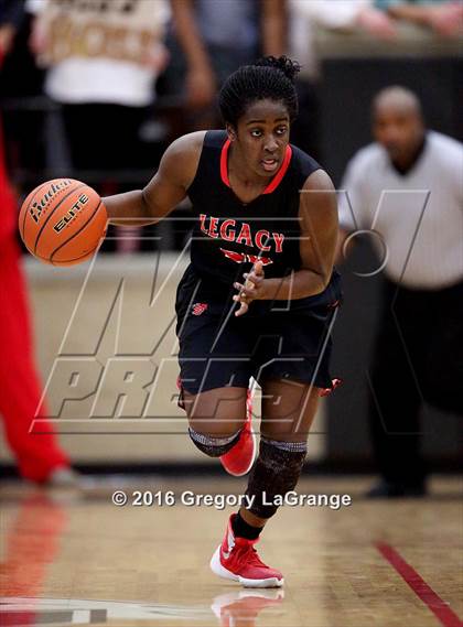 Thumbnail 2 in Mansfield Legacy vs. Mansfield Timberview photogallery.