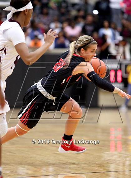 Thumbnail 1 in Mansfield Legacy vs. Mansfield Timberview photogallery.