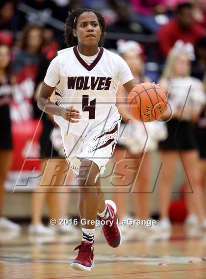 Thumbnail 1 in Mansfield Legacy vs. Mansfield Timberview photogallery.