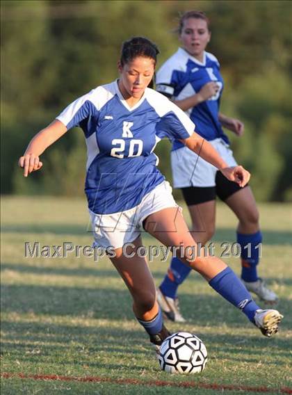 Thumbnail 2 in McMinn County vs. Karns (Bearden Invitational) photogallery.