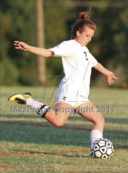 Thumbnail 1 in McMinn County vs. Karns (Bearden Invitational) photogallery.