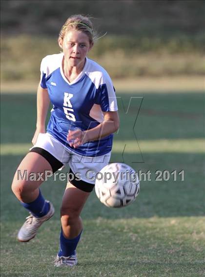 Thumbnail 1 in McMinn County vs. Karns (Bearden Invitational) photogallery.