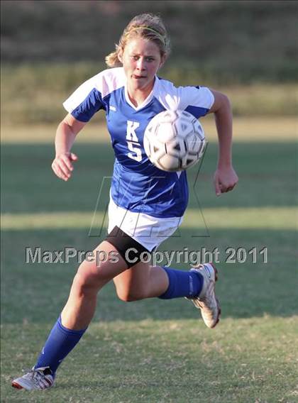 Thumbnail 3 in McMinn County vs. Karns (Bearden Invitational) photogallery.