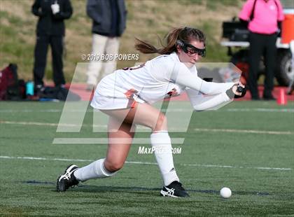Thumbnail 3 in Mountain View vs Gloucester (VHSL Class 5 Semifinal) photogallery.