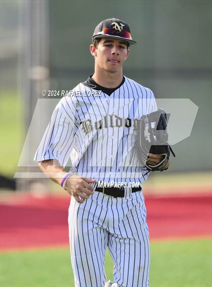Thumbnail 2 in Friendswood vs. Nederland (UIL Baseball 5A Region 3 Bi-District) photogallery.