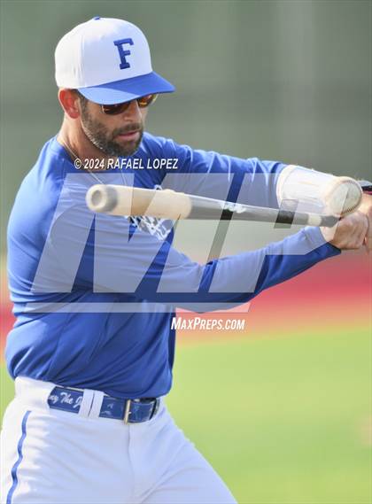 Thumbnail 3 in Friendswood vs. Nederland (UIL Baseball 5A Region 3 Bi-District) photogallery.