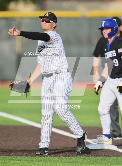 Thumbnail 3 in Friendswood vs. Nederland (UIL Baseball 5A Region 3 Bi-District) photogallery.