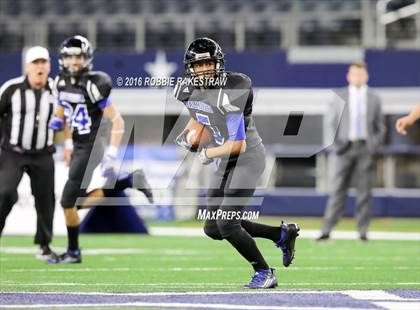Thumbnail 2 in Balmorhea vs. Richland Springs (UIL 1A Division II Final) photogallery.