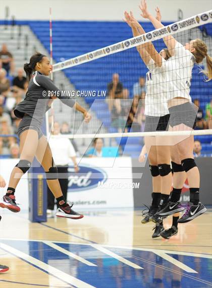 Thumbnail 2 in Crossroads vs. Woodcrest Christian (CIF SS D6 Final) photogallery.