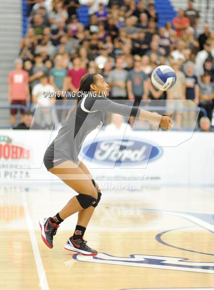 Thumbnail 2 in Crossroads vs. Woodcrest Christian (CIF SS D6 Final) photogallery.