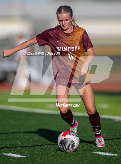 Thumbnail 2 in Coronado @ Windsor (CHSAA 4A Round 2) photogallery.
