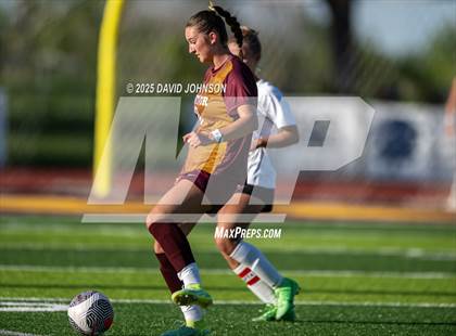 Thumbnail 3 in Coronado @ Windsor (CHSAA 4A Round 2) photogallery.
