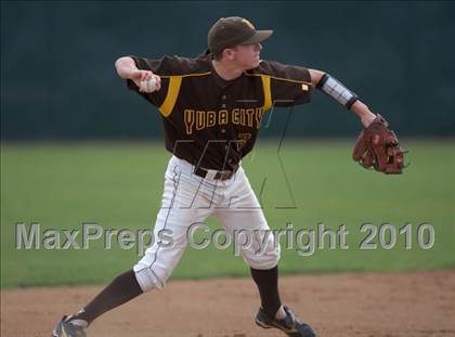 Thumbnail 1 in Benicia vs. Yuba City (CIF SJS D3 Final) photogallery.