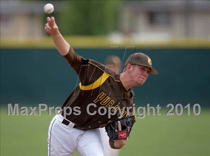 Thumbnail 1 in Benicia vs. Yuba City (CIF SJS D3 Final) photogallery.