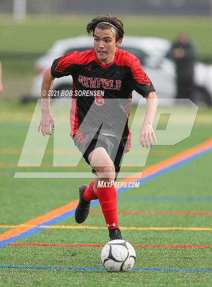 Thumbnail 1 in Ward Melville @ Newfield photogallery.