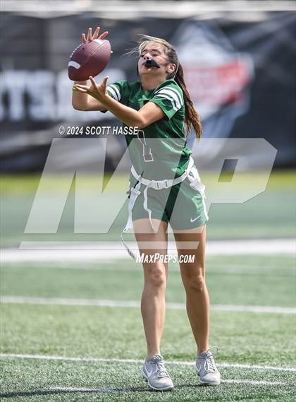 Thumbnail 2 in Beverly Hills Groves @ Genesee High School photogallery.
