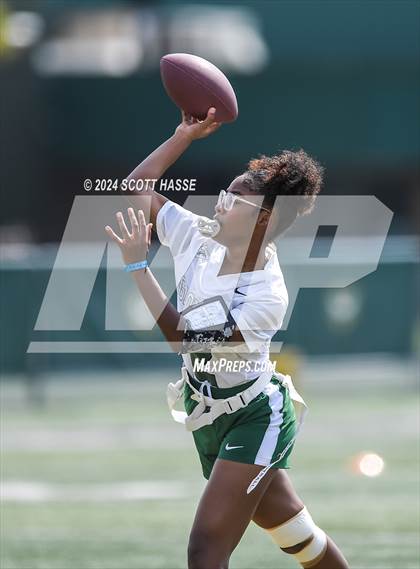 Thumbnail 2 in Beverly Hills Groves @ Genesee High School photogallery.