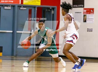 Thumbnail 1 in Newman Smith vs Ryan (CFB Classic) photogallery.