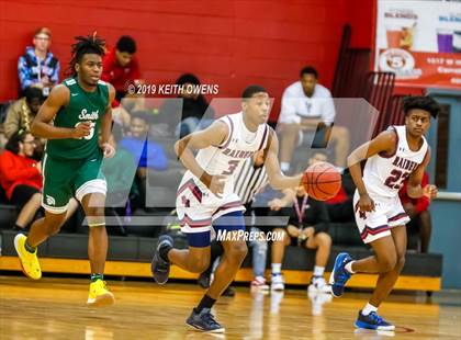 Thumbnail 3 in Newman Smith vs Ryan (CFB Classic) photogallery.