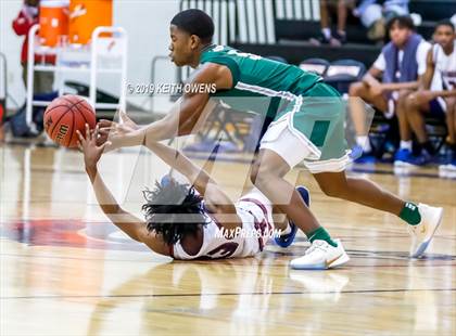 Thumbnail 3 in Newman Smith vs Ryan (CFB Classic) photogallery.