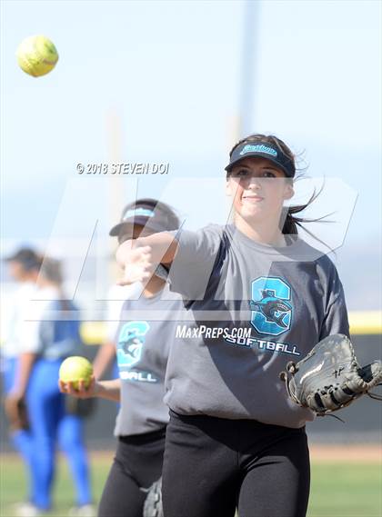 Thumbnail 2 in Norco @ Santiago photogallery.