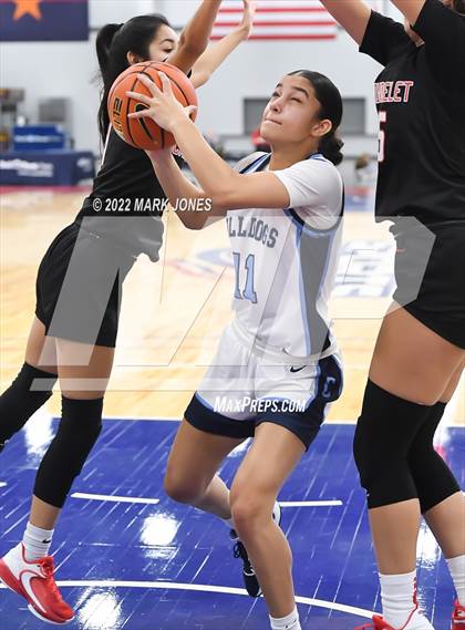 Thumbnail 1 in Carondelet vs. Centennial (Nike Tournament of Champions) - John Anderson Division Championship photogallery.