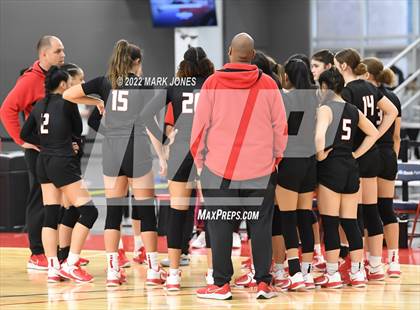 Thumbnail 2 in Carondelet vs. Centennial (Nike Tournament of Champions) - John Anderson Division Championship photogallery.