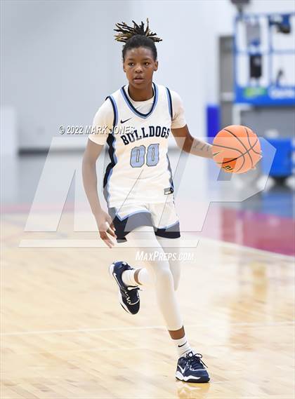 Thumbnail 3 in Carondelet vs. Centennial (Nike Tournament of Champions) - John Anderson Division Championship photogallery.