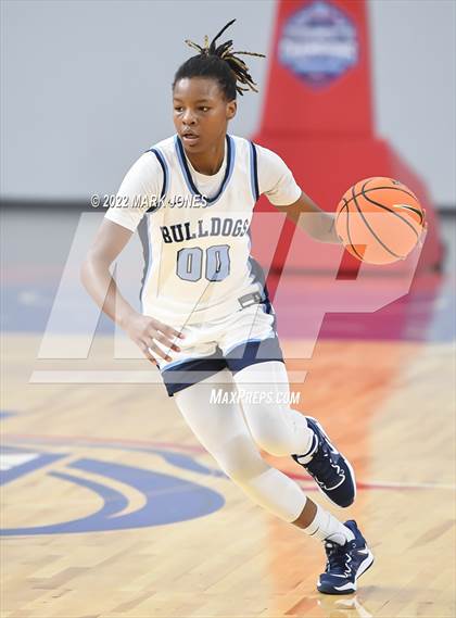 Thumbnail 1 in Carondelet vs. Centennial (Nike Tournament of Champions) - John Anderson Division Championship photogallery.